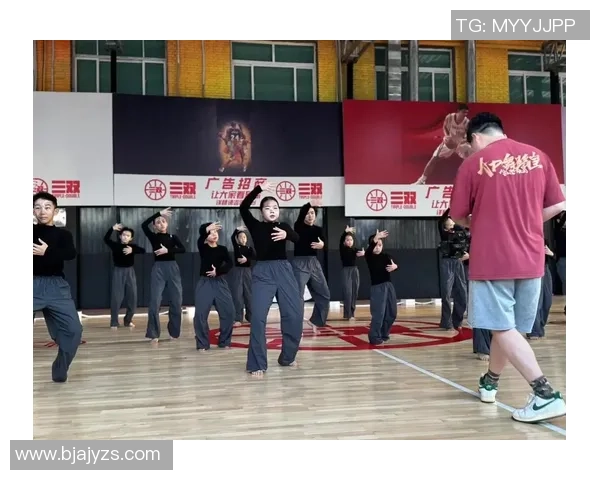 武汉街舞队实力揭秘：热情与创意交织的街舞文化盛宴