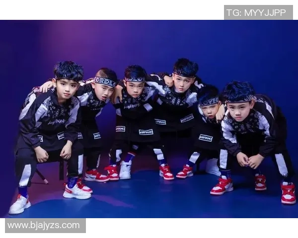 深圳城市马拉松点评：街舞队在比赛中的精彩表现与经验分享